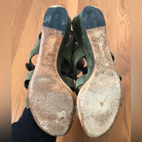 Gucci Suede Gladiator Sandals - Picture 6 of 6